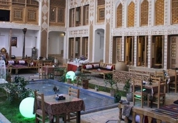Antique Melk Al-Tajjar Hotel