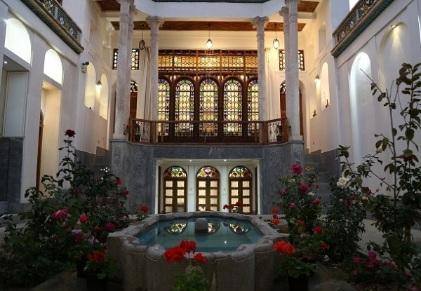 Iranian Traditional - hotels price in iran