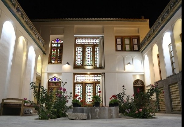 Iranian Traditional - Hotels in Iran