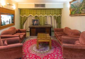 Jahangardi Guesthouse - inexpensive hotels in Iran